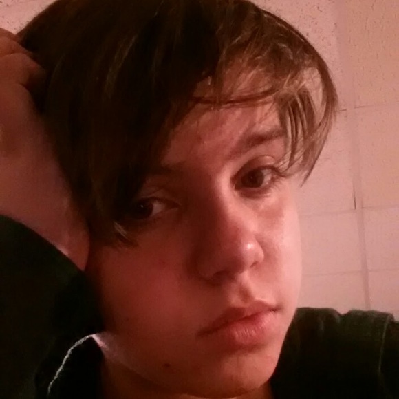 Meet your Posher, Sara - Picture 1 of 1